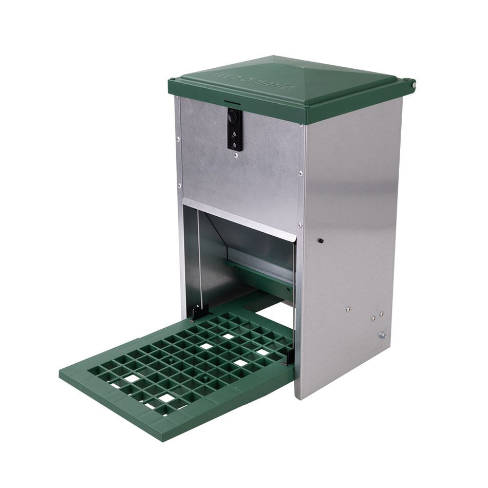 Shoof Poultry Feeder Feed-o-matic (4 Sizes Available)