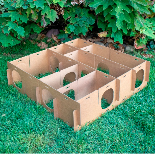 Nature Island Play & Hide Maze Haven for Rabbits