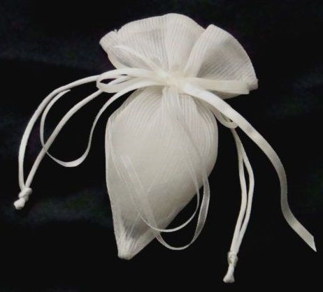 Ivory Cone Shaped Organza Gift Bags, 6.5x12.5cm, 5pcs/pk