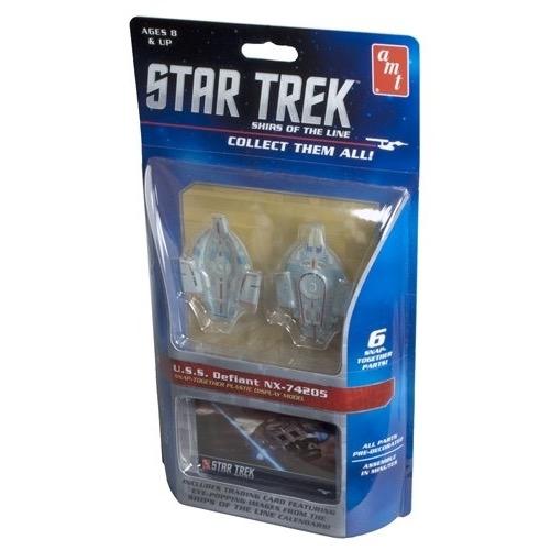Star Trek Ships of The Line U.S.S Defiant NX-74205